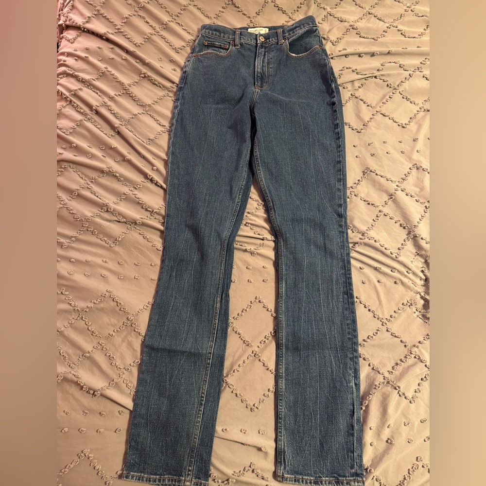 Abercrombie & Fitch “Curve Love” Slim Straight Ultra High Rise Jeans